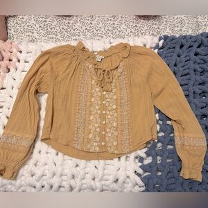 American Eagle crop top